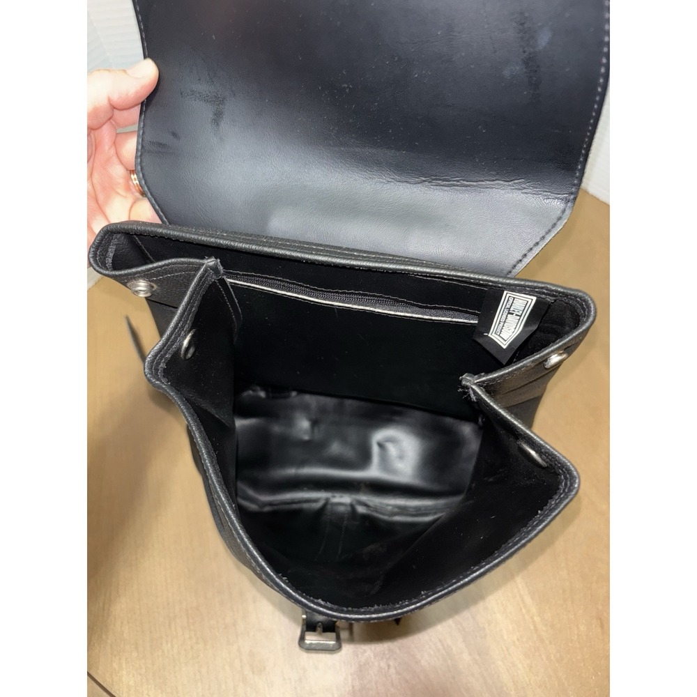 Vintage Harley Davidson Black/White Speckled Leather Backpack/Bar & Shield - Picture 9 of 9